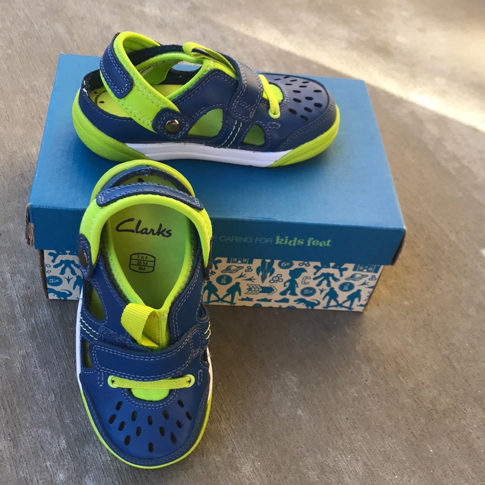 Clark’s swim beach shoes